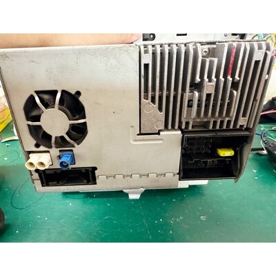 راديو الملاحة للسيارات لفولكسفاغن فايتون RNS810 مشغل ستيريو فولكسفاغن RNS 810 GPS Audio